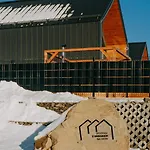 Stodoly Z Widokiem Na Tatry