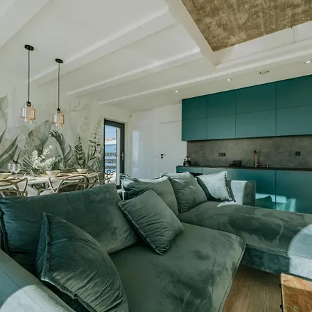 Stodoly Z Widokiem *