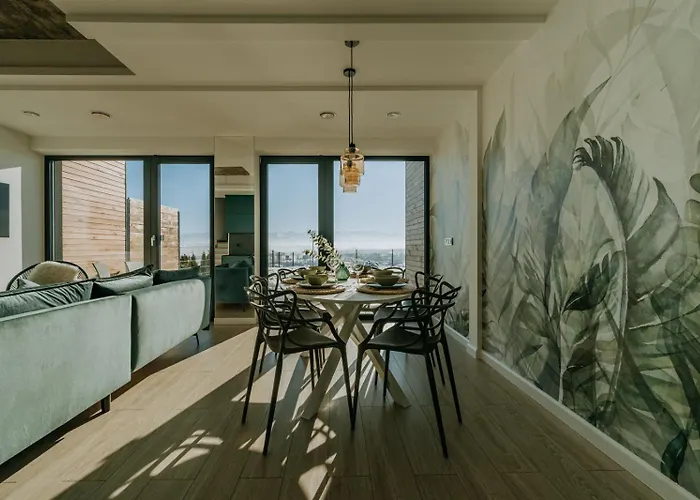 Stodoly Z Widokiem Na Tatry