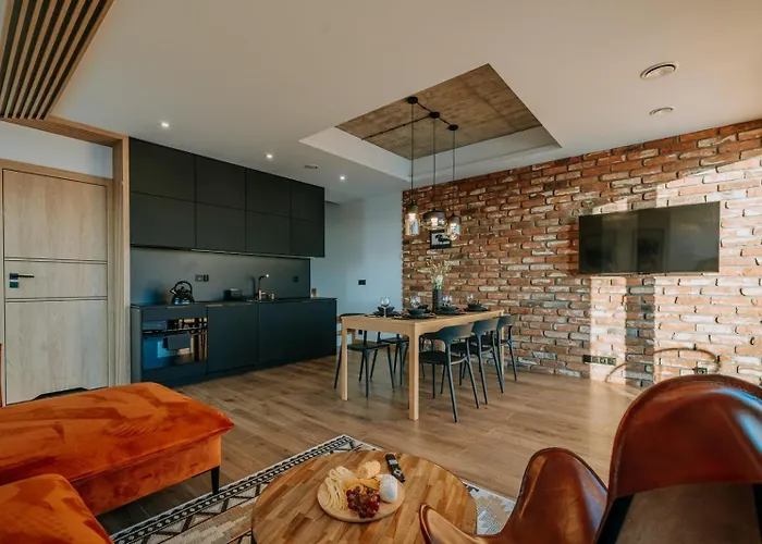 Stodoly Z Widokiem Na Tatry נובי טארג